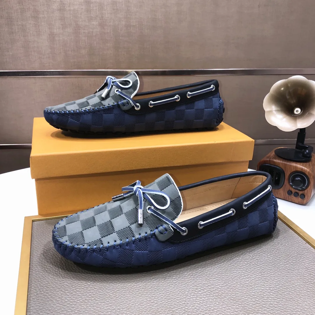 Men's men's shoes 💰420💰 [LV Doudou shoes] (water-dyed cowhide lining) new model is on the market, available on the official website. The new Doudou shoes are processed into single-color materials, and the uppers are made of imported cowhide material. The body of the shoe is fully hemmed with mark thread, and is lined with imported original cowhide leather. The elegant shoe shape is super suitable for all-matching, and the size is 38-44.